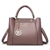 2026 Nuevo Comercio Electrónico Transfronterizo Bolso de Mujer Bolso de Hombro de Cuero Suave en Relieve Bolso Cruzado para Mujeres de Mediana Edad Venta al por Mayor Enviar Bolso para Mamá
