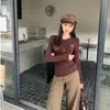 Camiseta base de manga larga ajustada, suave y acogedora, para otoño-invierno, con cuello redondo, elástica, bordada con cruz, a la moda para mujer