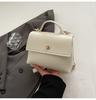 Bolso Pequeño Cuadrado Estilo Retro para Mujer 2025 Nuevo Estilo Coreano Ins Moda Bolso de Hombro Simple Bolso Cruzado de Cuero de Cera de Aceite