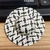 Mini Sombrero de Paja Pequeño Tejido Floral Sombrero de Paja de Imitación Artesanía Decorativa Muñeca Muñeca Juguete Sombrero Accesorios DIY