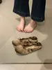 Nuevos bailarines rojos 2026 para mujer, de suela plana, con lazo, piel suave, versátiles, de punta fina y cómodos para el uso diario.
