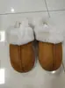 Amor de Hormiga 2026 Otoño/Invierno Nuevos Zapatillas de Algodón Simples Cerradas para Casa Cálidas Cómodas de Pareja para Hombres y Mujeres