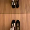 Diseño Estilo Coreano con un Toque de Alta Gama, Nuevos Zapatos Planos de Gamuza con Tira en T y Punta Redonda Estilo Retro, Versátiles Zapatos Mary Jane