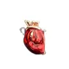Broche de Corazón Rojo con Forma de Corazón Exagerado Adorno de Pecho de Órgano Médico Broche con un Toque de Lujo de Alta Gama