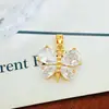 Colgante Transfronterizo Mariposa 3D Cobre Dorado Chapado Accesorios de Joyería DIY Estilo Ins Simple Accesorios de Diseño de Lujo Ligero para Mujeres