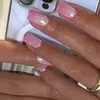 Uñas Portátiles con Gradiente Aurora Rosa Melocotón, Rosa-Blanco Brillo Acuático Sensación Nude, Uñas Postizas Cuadradas Mediano-Largas, En Stock