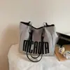 Bolsos de Alta Gama para Mujer Otoño e Invierno 2025 Nuevo Bolso Tote de Moda Tendencia Versátil Ins Gran Capacidad Bolso de Hombro para Viajes