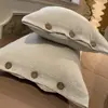 Conjunto de Roupa de Cama de Algodão Lavado Estilo Muji com Botões Quatro Peças Capa de Edredom Jacquard Lençol de Cima Lençol com Elástico Conjunto de Três Peças para Dormitório Estudantil
