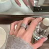 Anillo de Zirconia Multicapa Exquisito de Lujo Ligero Versátil Anillo de Dedo Simple de Estilo Neutro Nicho de Gama Alta Producto Nuevo Pulsera