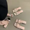 Wanwan temperamento vacaciones tacón grueso punta cuadrada con falda estilo hada suave pantuflas mujer modelo 2026 verano exterior uso francés