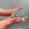 Brincos Quadrados Pequenos de Zircônia Brilhante Estilo Coreano de Luxo Leve para Mulheres, Moda Simples para o Dia a Dia, Brincos Versáteis para Uso Diário Atacado