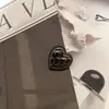 Botón Metálico de Corazón Forma de Corazón Hebilla Cosida a Mano Abrigo Retro Estilo Chanel Abrigo Botón Decorativo de Pie Alto Accesorios
