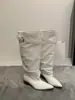 Botas Apiladas Plisadas de Punta Fina Chuyuji Modelo Nuevo Primavera 2026 Caña Ancha Hebilla de Cinturón Botas Largas de Caña Alta Botas de Montar