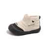 Botas de cuero para niños, botines cortos para niñas, nuevo estilo de invierno, zapatos de cuero cálidos de felpa para niñas, zapatos de algodón antideslizantes de suela suave para niños