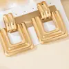 Par de Aretes Gladiadores Cuadrados Dorados Geométricos Huecos Vintage para Mujer Aretes Regalo Festivo Diario