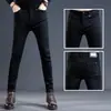 Jeans negros y grises con forro de polar de marca francesa de alta gama para hombre, corte ajustado, pitillo, elásticos, nuevos pantalones casuales de invierno