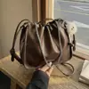 Bolsa Pequena Versátil com Corrente para Mulheres, Nova Bolsa Quadrada Pequena Plissada Nuvem, Bolsa Transversal de Nicho Primavera 2026