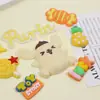 Cachorrinho Amarelo Desenho Animado Acessórios DIY Cola Macia de PVC Capa de Celular Sapatos Chinelos Flor Decoração de Armazenamento Adesivo para Copo de Geladeira
