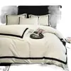 Estilo Simples Nórdico Luxo Leve Algodão Lavado à Água Conjunto de Quatro Peças Primavera 2025 Novo Estilo Lençol Capa de Edredom Roupa de Cama Conjunto de Três Peças