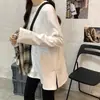 Camiseta básica blanca de otoño e invierno, engrosada, que cubre la parte trasera, con abertura en el bajo, de manga larga, para usar en capas con sudadera, top térmico de corte holgado