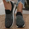 Zapatos casuales transfronterizos de tacón de cuña para mujer de talla grande, nueva colección primavera/verano 2026, con adornos brillantes y punta redonda, con parte superior de punto