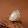 Anillo Geométrico Elegante de Nuevo Estilo Transfronterizo, Anillo para Dedo Índice de Estilo Lujo Ligero de Nicho, Anillo Hueco de Perla de Gama Alta
