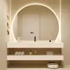 Gabinete de baño de doble capa de losa de roca hecho a medida con lavabo de cerámica integrado sin costuras para hoteles y casas de huéspedes