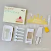 Set de Tenedor Cuchillo Plato Desechables para Pastel Envío Envuelto en Película Caja de Regalo para Fiesta de Cumpleaños Juego de Cinco Piezas Vajilla para Mesa de Pastel