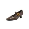 Primer encuentro: Zapatos Mary Jane Retro de Tacón Fino con Correa Poco Profunda, Remaches, Punta Cuadrada, Estilo de Nicho para Viajar