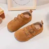 Zapatos sencillos suaves estilo Birkenstock retro para niños, diseño de doble tira, antideslizantes, zapatos pequeños de piel, nueva colección otoño 2026, zapatos casuales para niñas