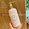 Botella cilíndrica de plástico morado oscuro de 250 ml, botella para aceite de esencia de fragancia, loción para manos, tónico, bomba de bambú para hotel