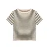 Camiseta retrô listrada de manga curta para mulheres, com gola redonda estilosa, perfeita como base para o verão de 2026. Caimento solto, casual e moderna, top de estudante da moda