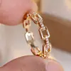 Anillo de Cadena Hueca con Piedra Incrustada de Lujo Ligero Transfronterizo Rongxing, Anillo Minimalista Apilable de Dos Tonos Oro y Plata para Mujer