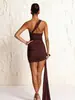 Vestido Corto Sexy Asimétrico de un Hombro, Color Sólido, Fruncido Sexy, Ajuste de Cintura, Nuevo de Verano 2025 Europeo y Americano