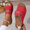 Pantuflas de mujer talla grande para comercio exterior transfronterizo 2025 verano nuevo casual europeo y americano sandalias de playa con una tira y tacón de cuña de suela gruesa