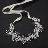 Acessórios de cabelo de noiva mais vendidos transfronteiriços, tiara de flor de pérola, pente de cabelo feito à mão, conjunto de grampos e palitos de cabelo para fotografia de viagem de casamento