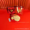 Itens Criativos de Ouro Puro Mais Vendidos: "Mãe, Eu Te Amo" Conjunto de Enfeites Grandes em Formato de Bolo, um Presente de Dia das Mães, Personalizável e Disponível para Atacado