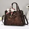 Bolsa de regalo transfronteriza estilo chino, lujo ligero y elegante, nuevo bolso Lady Dior, bolso de mano para mujeres de mediana edad, bolso para suegra
