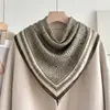 Lenço Quadrado Pequeno Estilo Chinês Lírio 70% Algodão e Linho para Mulheres, Primavera, Outono, Verão, Lenço Pequeno, Faixa de Cabelo Estilo Pastoral
