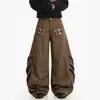 Directo del fabricante: Jeans de estilo americano de calle con una distintiva hebilla de avión y diseño plisado, una nueva colección de otoño con pantalones de corte holgado, frescos y elegantes de pierna curva para hombre