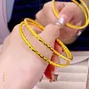 Antigua Pulsera de Mosaico Deslumbrante Chapada en Oro, Brazalete Dorado Liso de Lujo Ligero Estilo Disco Chapado en Oro Latón para Mujer, Retención de Color Duradera