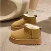 Botas de Nieve Antideslizantes de Suela Gruesa para Mujer 2026 Nuevo Estilo Invierno Cálido Zapatos de Algodón Slip-on Acolchados de Terciopelo Zapatos de Algodón Espesos
