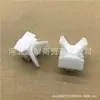 Adecuado para camión pesado haowo camión ligero commander accesorios de zumbido cubierta de guía de viento hebilla de esquina hebilla de esquina de faro howo