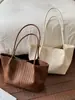 Bolso de mujer transfronterizo con un toque de alta gama, tendencia nueva primavera-verano 2026, súper popular, de gran capacidad, moderno bolso de hombro y axila tipo tote