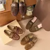 Zapatos slip-on retro de cuero genuino estilo old money para mujer, suela suave, cómodos para ir al trabajo, mocasines con estampado de leopardo, versátiles