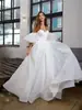 Vestido de Gasa tipo Tubo 2026 Estilo Nuevo Mangas Abullonadas Tallas Grandes Petite Estilo Francés Hepburn Recepción de Boda Vestido de Boda Ligero