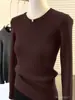 Top de punto cálido de color oscuro con cuello redondo para mujer, Otoño e Invierno, Nueva Moda, Versátil, Lana, Delgado, de Manga Larga, Básico