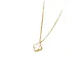 Colar Vanjia Feminino Luxo Acessível Banhado a Ouro Rosa 18K Corrente Clavícula Pingente Pequeno Coração Mini Borboleta Colar Nicho