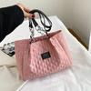 Lingge Bolso Grande para Mujer Nuevo Nylon de Alta Gama Bolso Tote 2023 Primavera y Verano Nuevo Bolso de Hombro Bolso Casual para Mujer