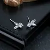 Aretes de Oreja de Conejo Incrustados con Diamantes Transfronterizos para Hombres, Gama Alta, Nicho, Sencillos, Compactos, Joyería de Oreja de Conejo de Diamante Brillante de Cuatro Garras